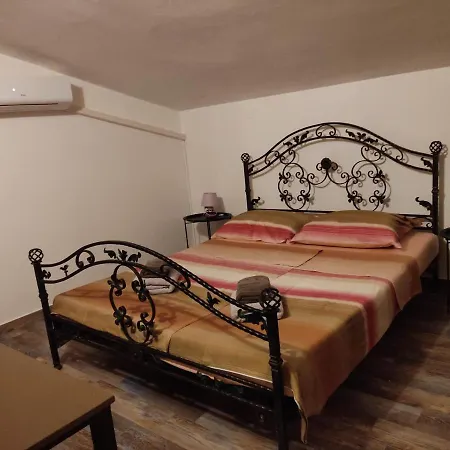 Slim I Sobe Pensjonat Medulin