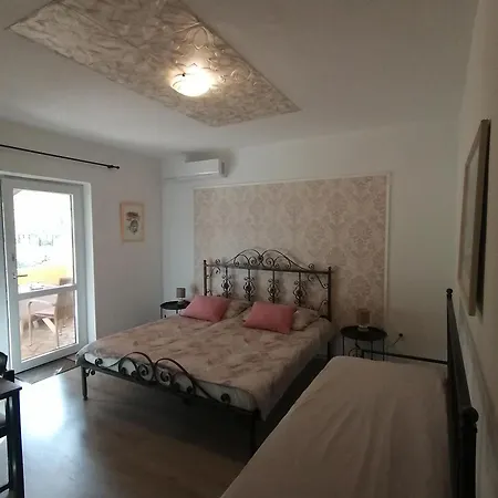 Guest house Slim I Sobe *