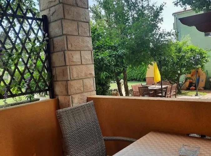 Slim I Sobe 3* 메덜린