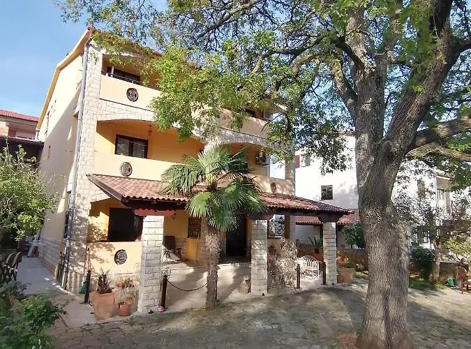 Slim I Sobe Gasthuis Medulin