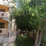 Guest house Slim I Sobe